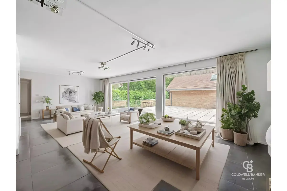 Huis te  huur in Ukkel 1180 3200.00€ 4 slaapkamers 227.00m² - Zoekertje 786823