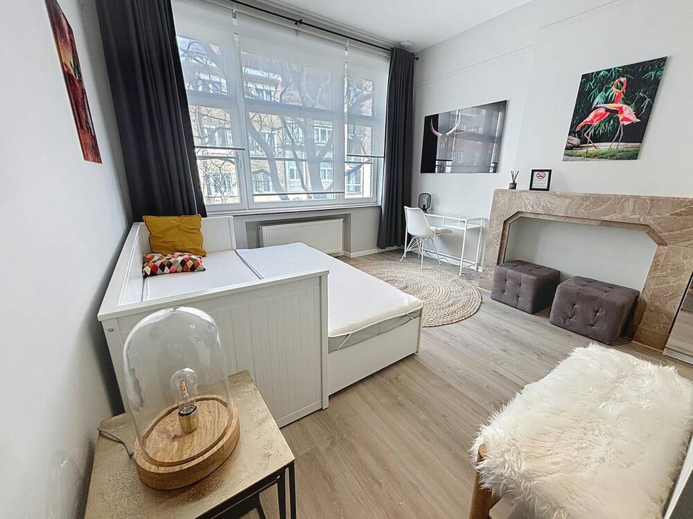 Appartement te  huur in Schaarbeek 1030 610.00€ 1 slaapkamers 450.00m² - Zoekertje 787949