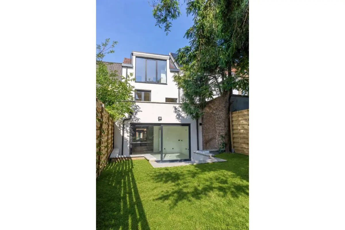 Huis te  in Ukkel 1180 685000.00€ 3 slaapkamers 160.00m² - Zoekertje 787542