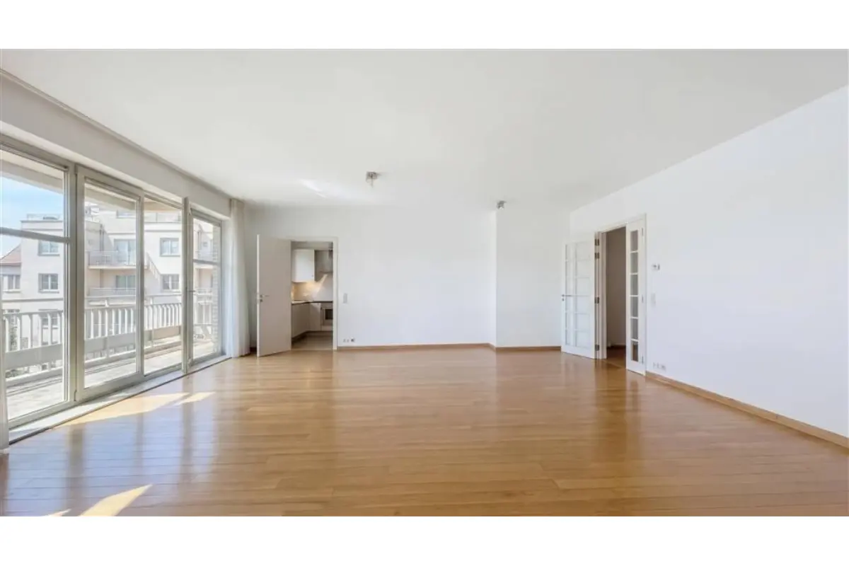 Appartement à louer à Woluwe-Saint-Pierre 1150 2250.00€ 3 chambres 154.00m² - annonce 787052
