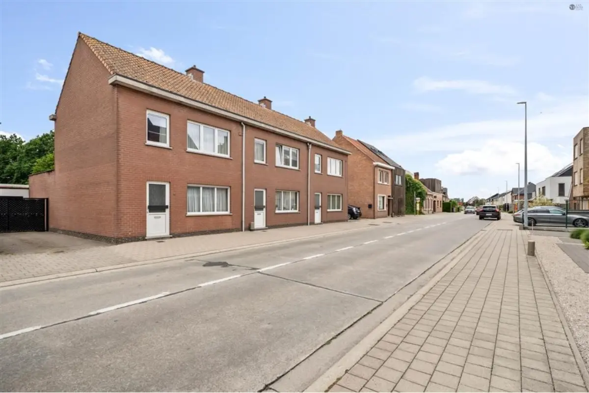 Appartementsgebouw te  koop in Stekene 9190 680000.00€ 9 slaapkamers 363.00m² - Zoekertje 787011