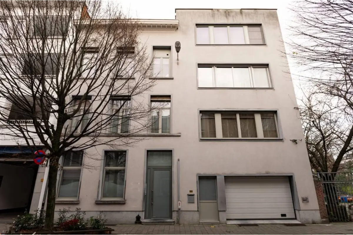 Appartementsgebouw te  koop in Antwerpen 2060 1599000.00€  slaapkamers m² - Zoekertje 787131