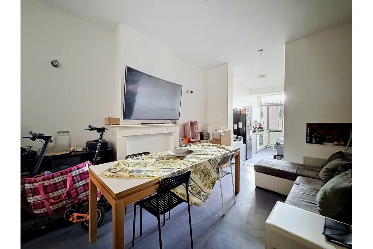 Appartement te  in Sint-Gillis 1060 235000.00€ 2 slaapkamers 76.00m² - Zoekertje 787529