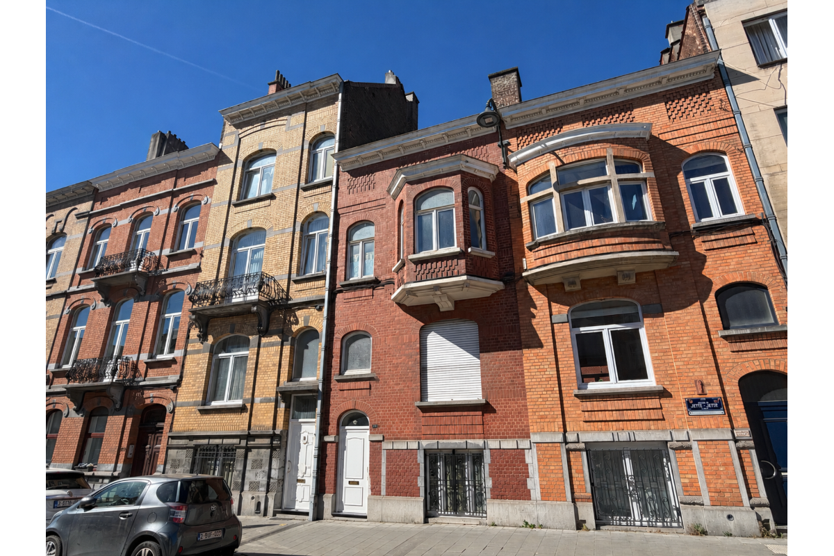 Huis te  in Jette 1090 495000.00€ 4 slaapkamers 220.00m² - Zoekertje 786972