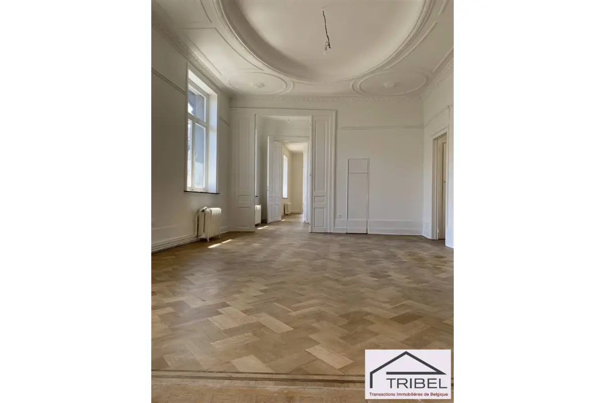 Handelszaak te  in Brussel 1000 28200.00€  slaapkamers 150.00m² - Zoekertje 786999