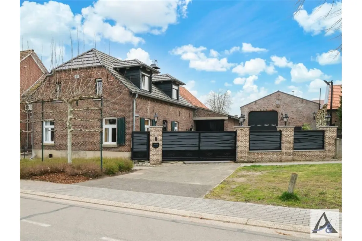 Immeuble mixte à vendre à Kessenich 3640 429000.00€ 3 chambres 176.00m² - annonce 787056