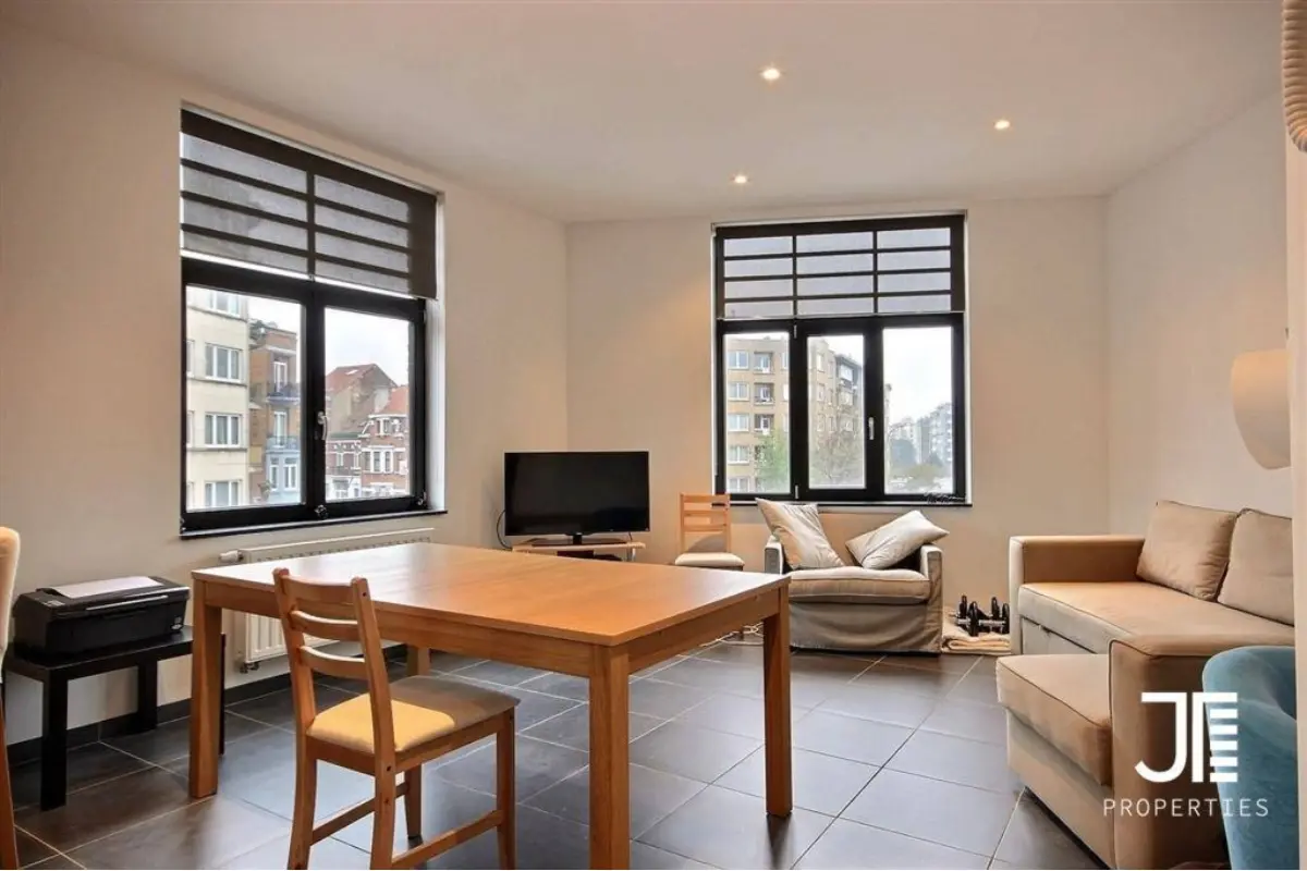 Appartement à louer à Auderghem 1160 1010.00€ 1 chambres 52.00m² - annonce 787002
