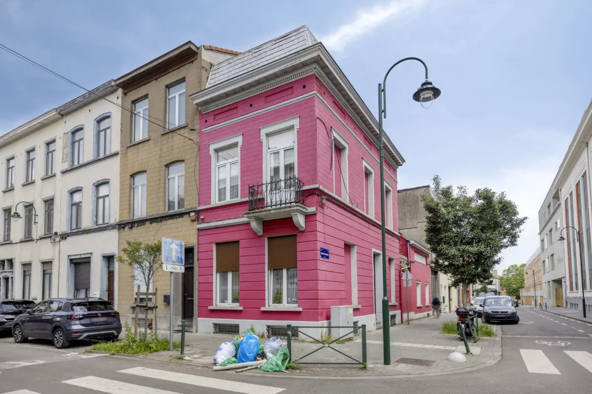 Huis te  koop in Sint-Jans-Molenbeek 1080 495000.00€ 4 slaapkamers 162.00m² - Zoekertje 788316