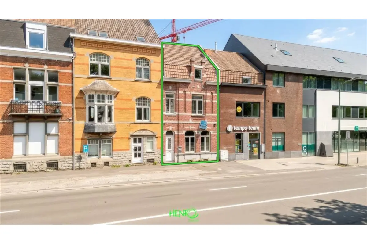 Appartementsgebouw te  koop in Doornik 7500 390000.00€ 4 slaapkamers 250.00m² - Zoekertje 788332