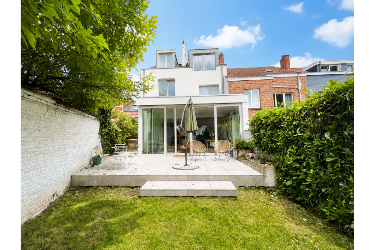 Huis te  huur in Ukkel 1180 4000.00€ 5 slaapkamers 261.00m² - Zoekertje 788221