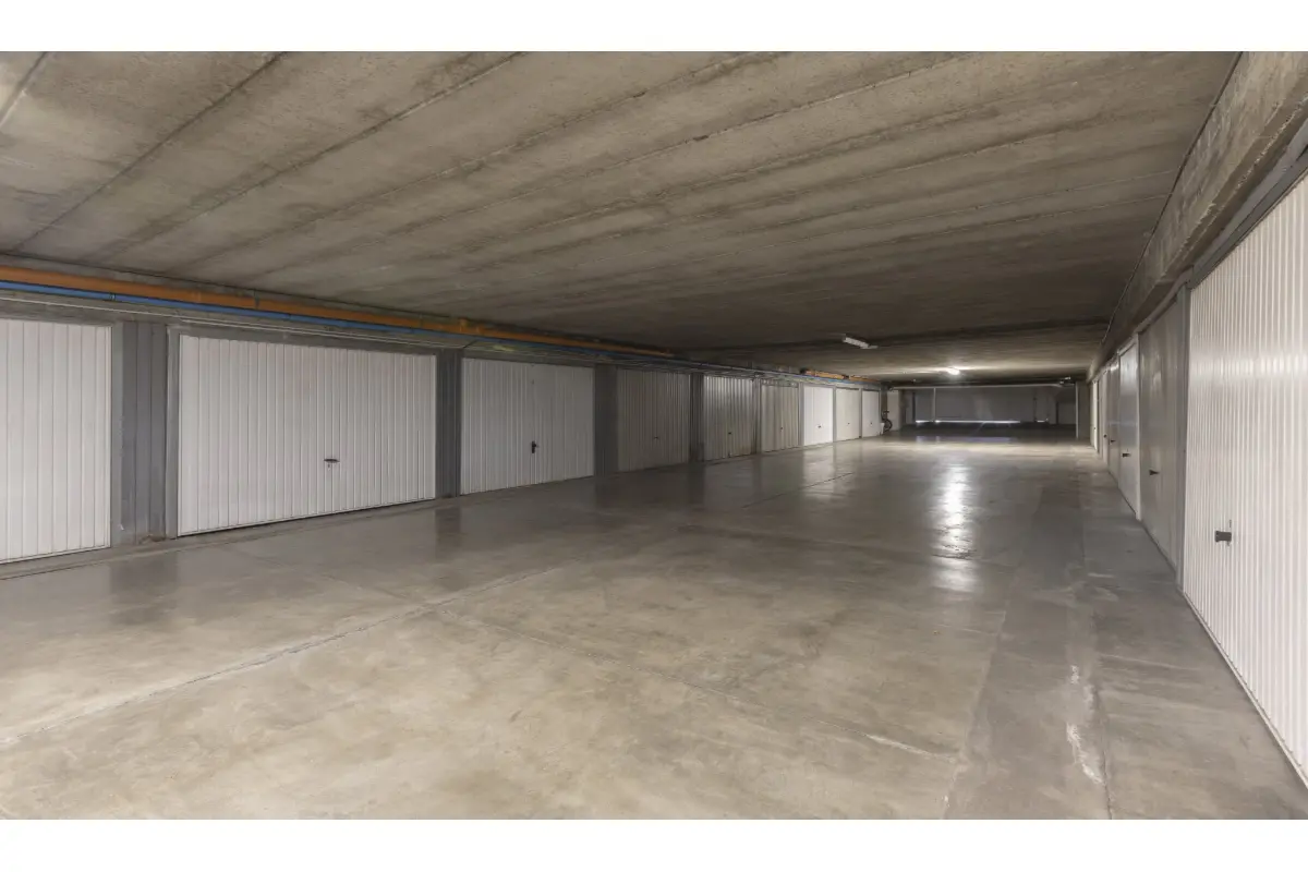 Parking / garage à vendre à Anderlecht 1070 28000.00€  chambres m² - annonce 788310