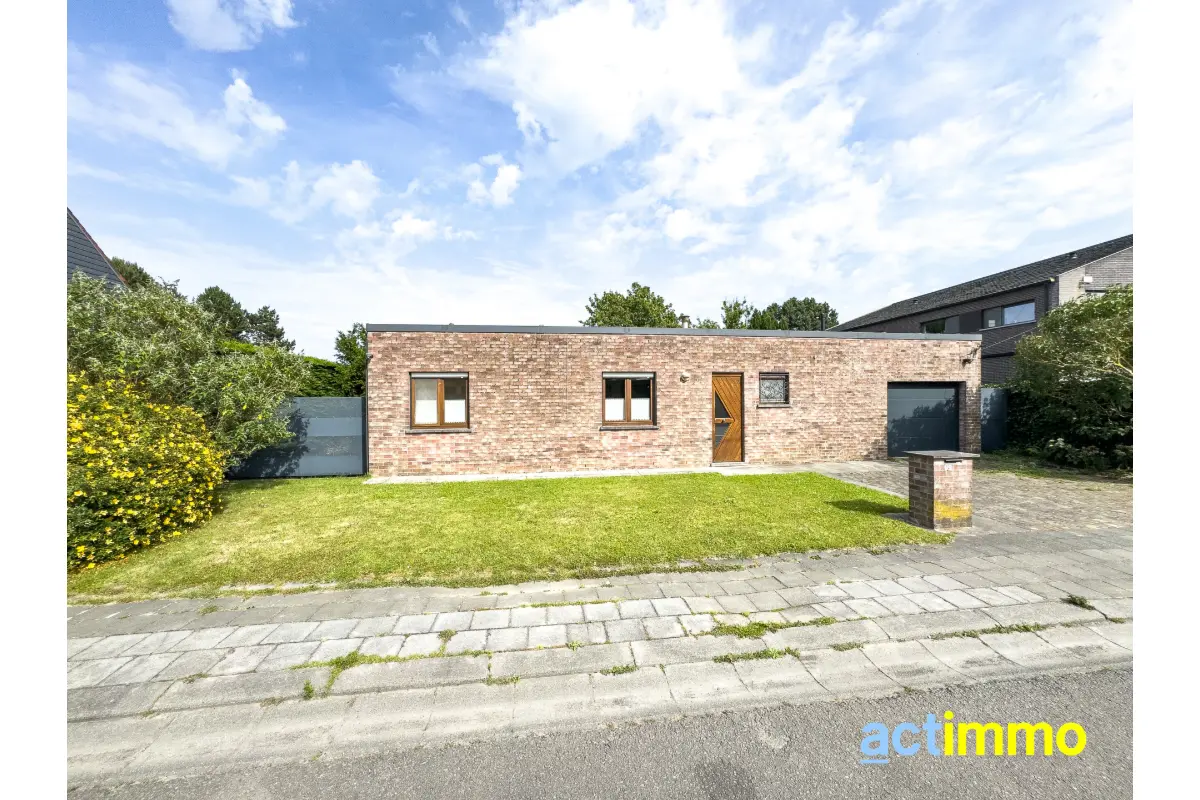 Villa te  koop in Herzeeuw 7712 309000.00€ 3 slaapkamers 143.00m² - Zoekertje 788533