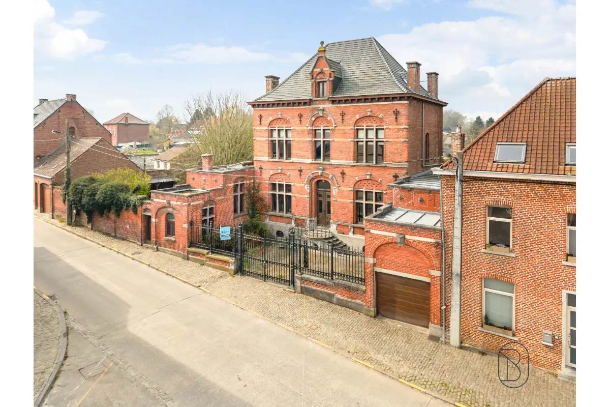 Maison de maître à vendre à Ellezelles 7890 570000.00€ 5 chambres 294.00m² - annonce 788344