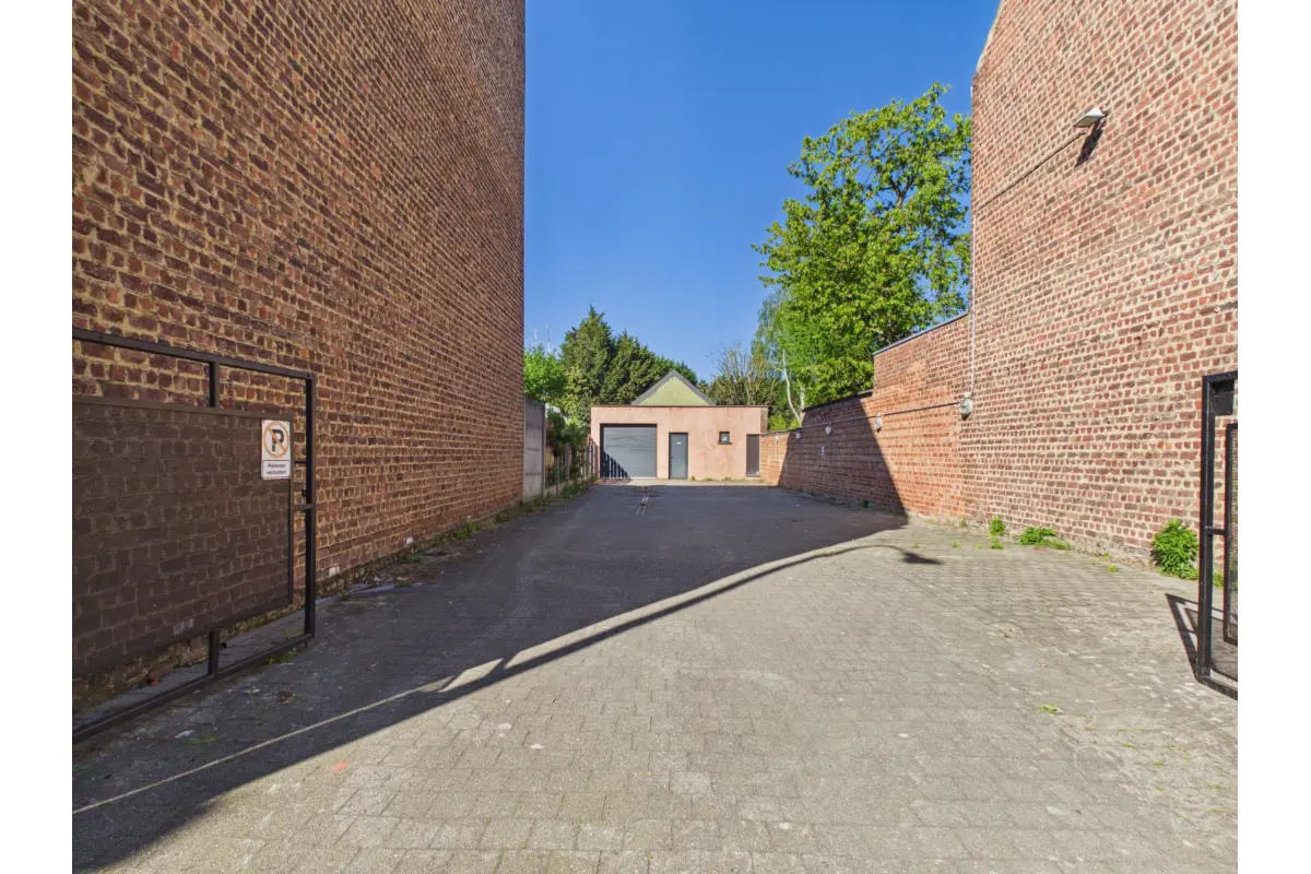 Handelszaak te  huur in Ukkel 1180 2950.00€  slaapkamers 475.00m² - Zoekertje 788314