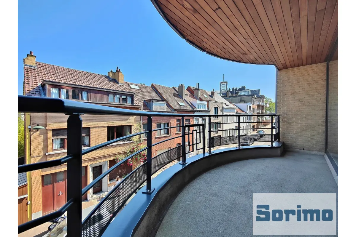 Appartement à  à Woluwe-Saint-Pierre 1150 1500.00€ 2 chambres 90.00m² - annonce 788373