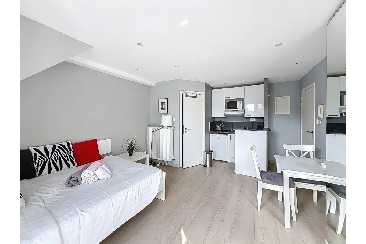 Studio te  in Etterbeek 1040 1060.00€ 0 slaapkamers 30.00m² - Zoekertje 788688