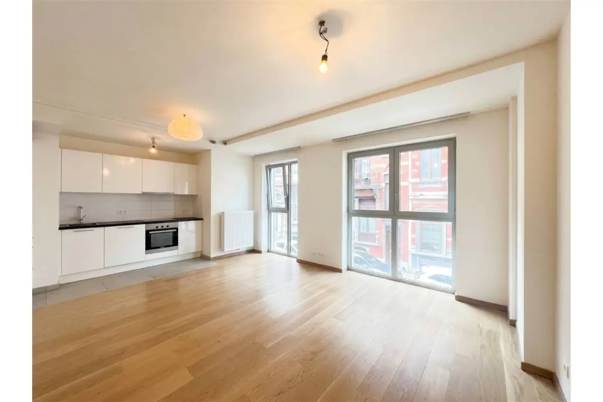 Studio à louer à Ixelles 1050 850.00€  chambres 45.00m² - annonce 789342