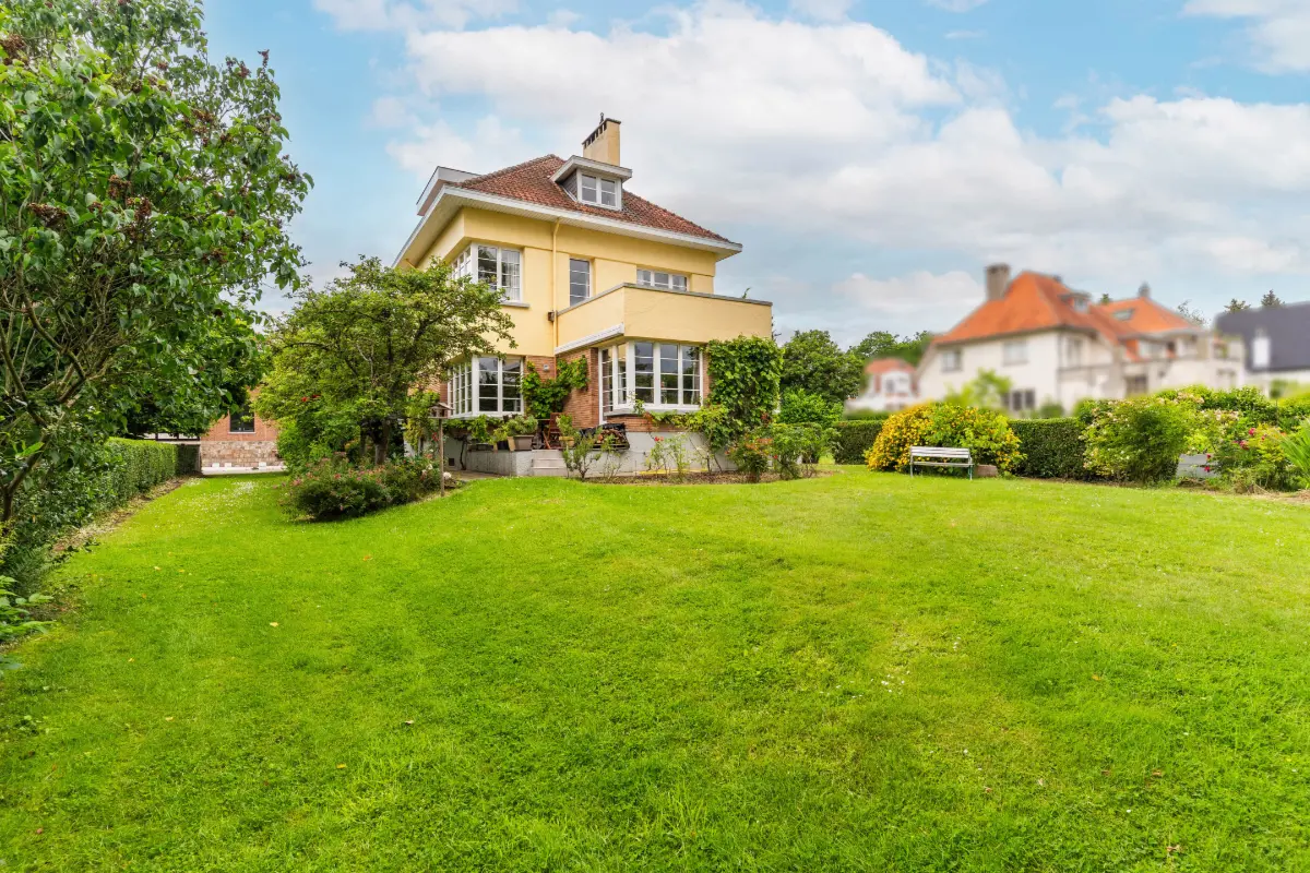 Huis te  in Wezembeek-Oppem 1970 995000.00€ 5 slaapkamers 220.00m² - Zoekertje 789182