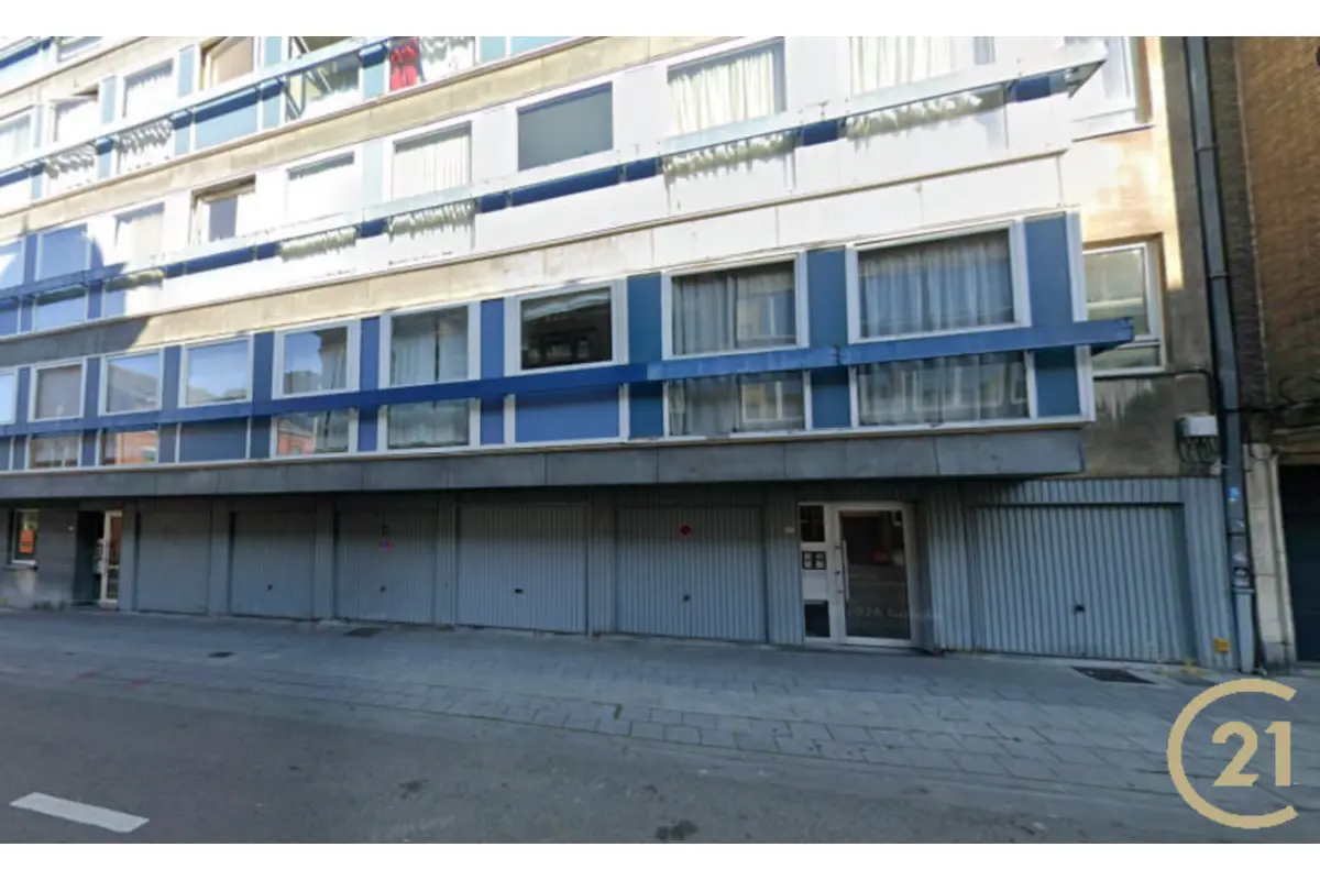Box à vendre à Charleroi 6000 25000.00€  chambres m² - annonce 789171