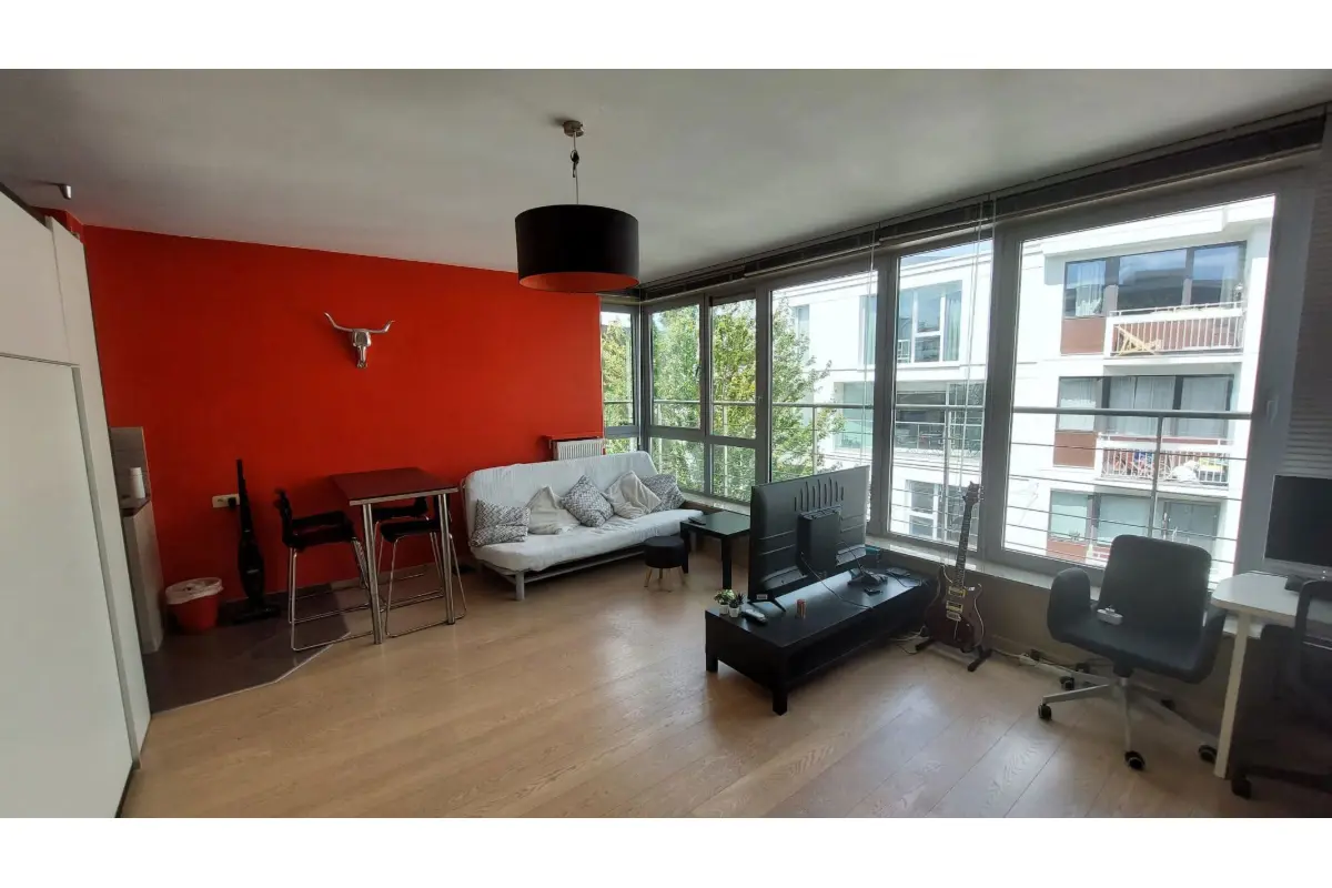 Studio à louer à Ixelles 1050 795.00€  chambres 45.00m² - annonce 789677