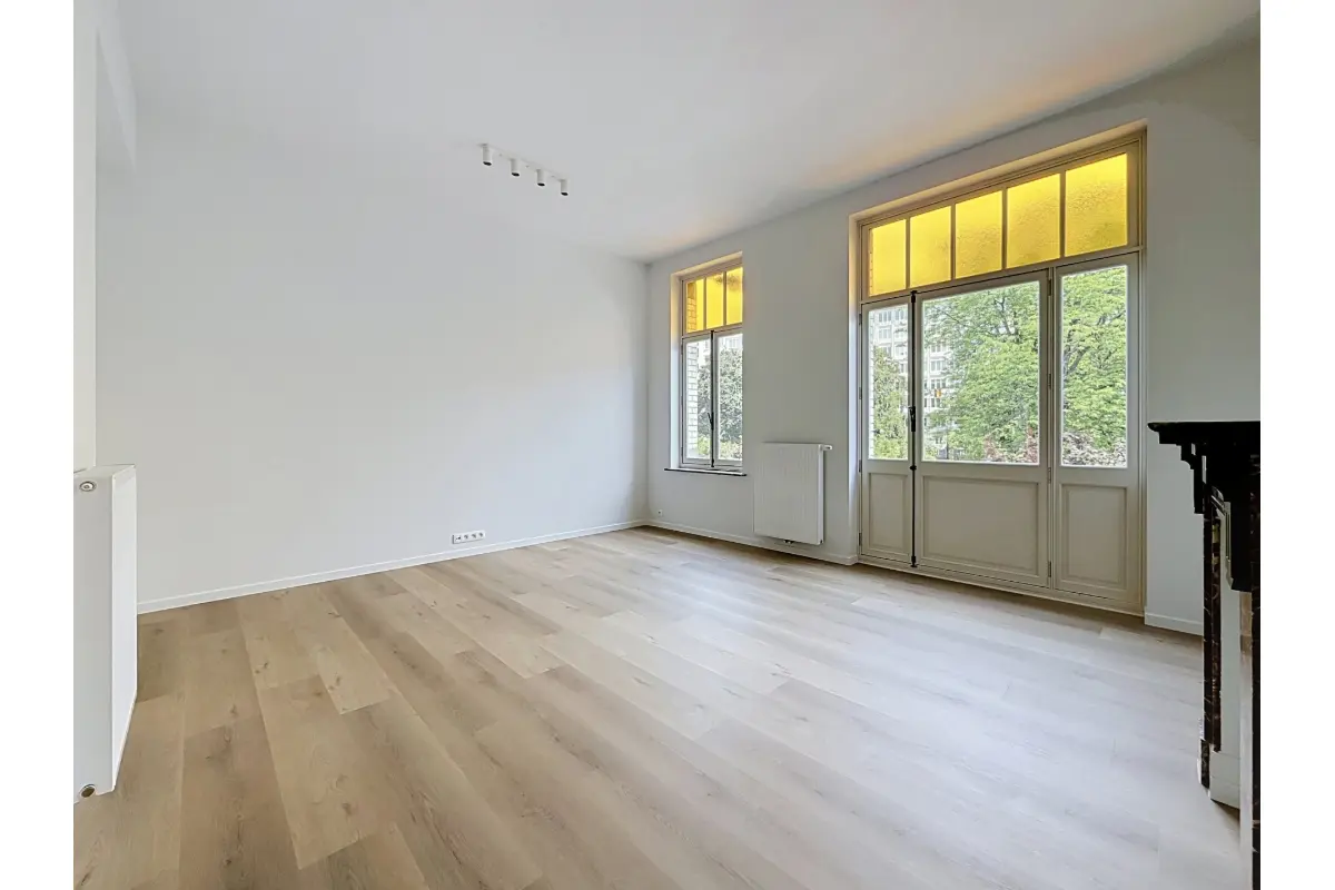 Appartement à louer à Etterbeek 1040 1350.00€ 1 chambres 80.00m² - annonce 789263