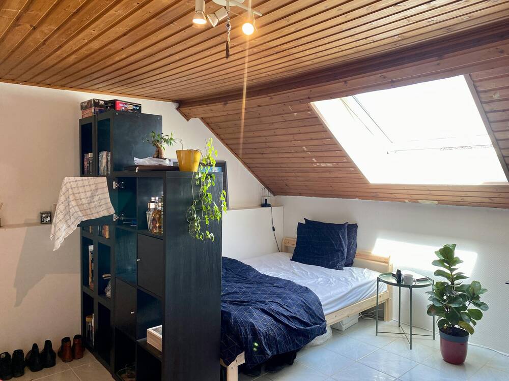 Appartement te  huur in Schaarbeek 1030 500.00€ 1 slaapkamers 220.00m² - Zoekertje 789978