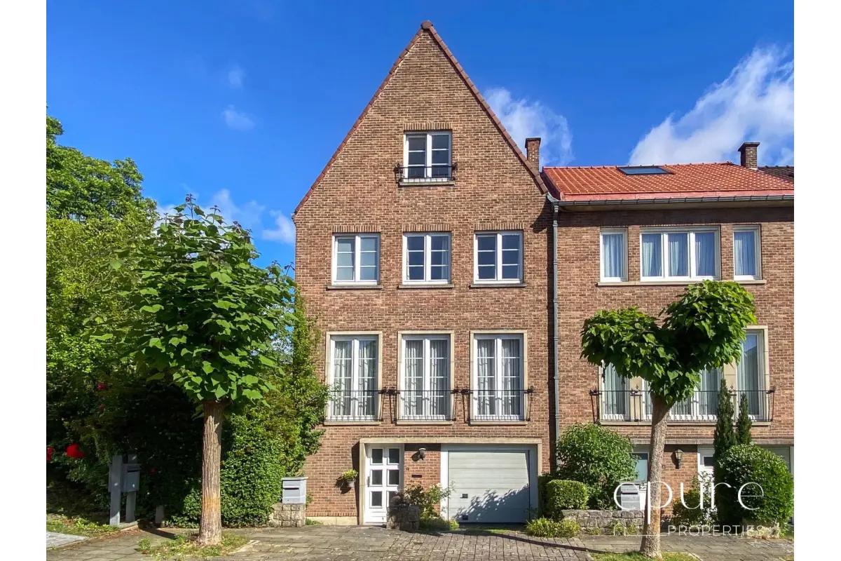 Huis te  koop in Sint-Pieters-Woluwe 1150 975000.00€ 5 slaapkamers 240.00m² - Zoekertje 790260