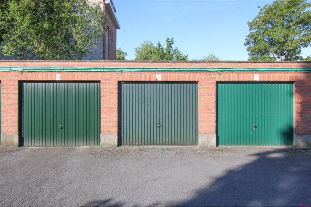 Parking & garage te  koop in Kortrijk 8500 30000.00€  slaapkamers m² - Zoekertje 790489