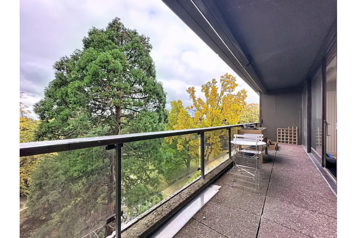 Appartement te  koop in Ukkel 1180 595000.00€ 2 slaapkamers 144.00m² - Zoekertje 790201