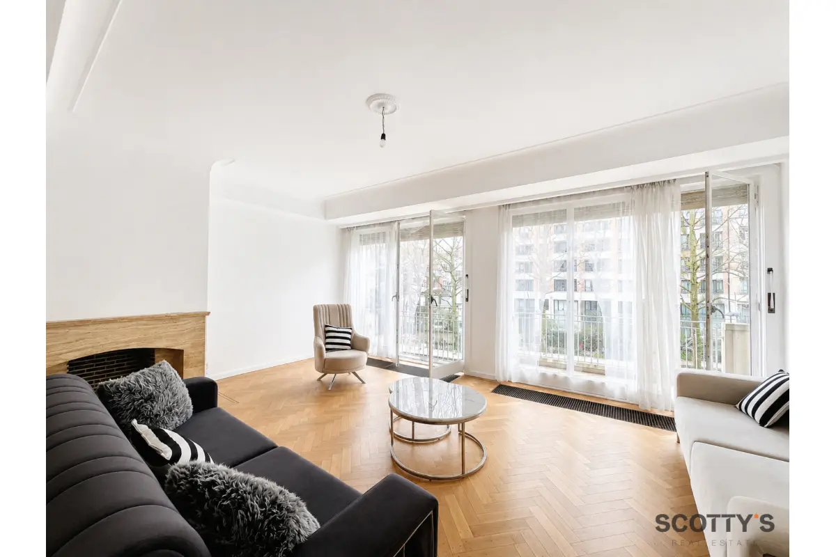 Appartement te  huur in Ukkel 1180 1850.00€ 3 slaapkamers 140.00m² - Zoekertje 790665