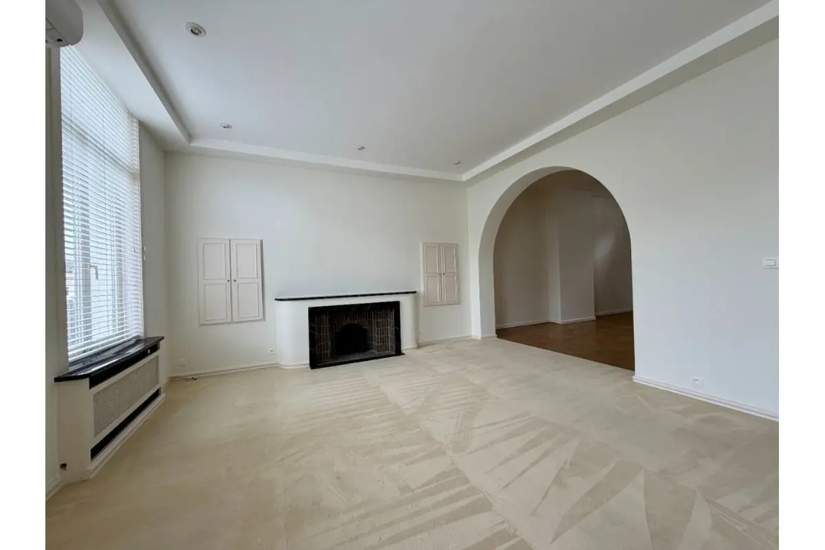 Appartement à louer à Ixelles 1050 2450.00€ 3 chambres m² - annonce 790444