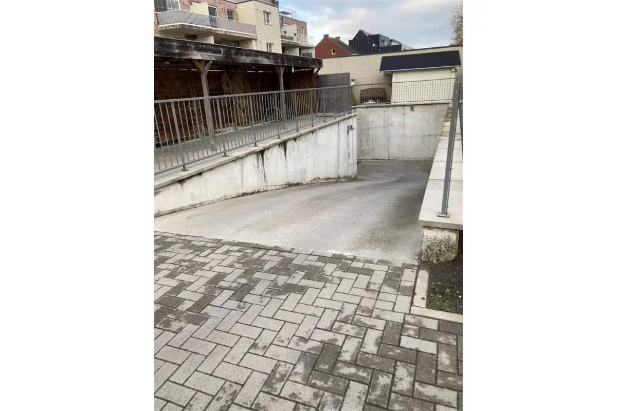Parking à vendre à Malle 2390 19500.00€  chambres m² - annonce 791091