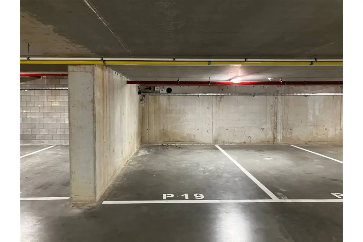 Parking à vendre à Hoogstraten 2320 22500.00€  chambres m² - annonce 791095