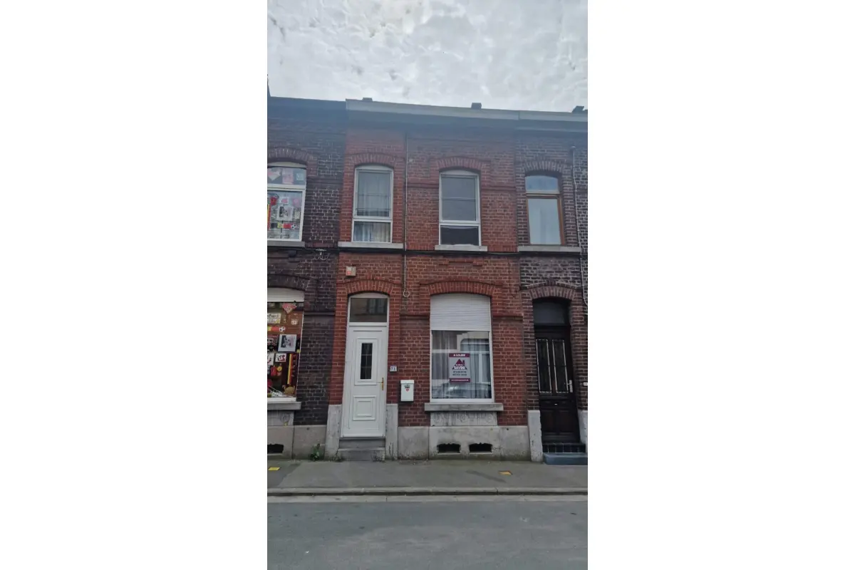 Maison à louer à Charleroi 6000 785.00€ 3 chambres m² - annonce 791344