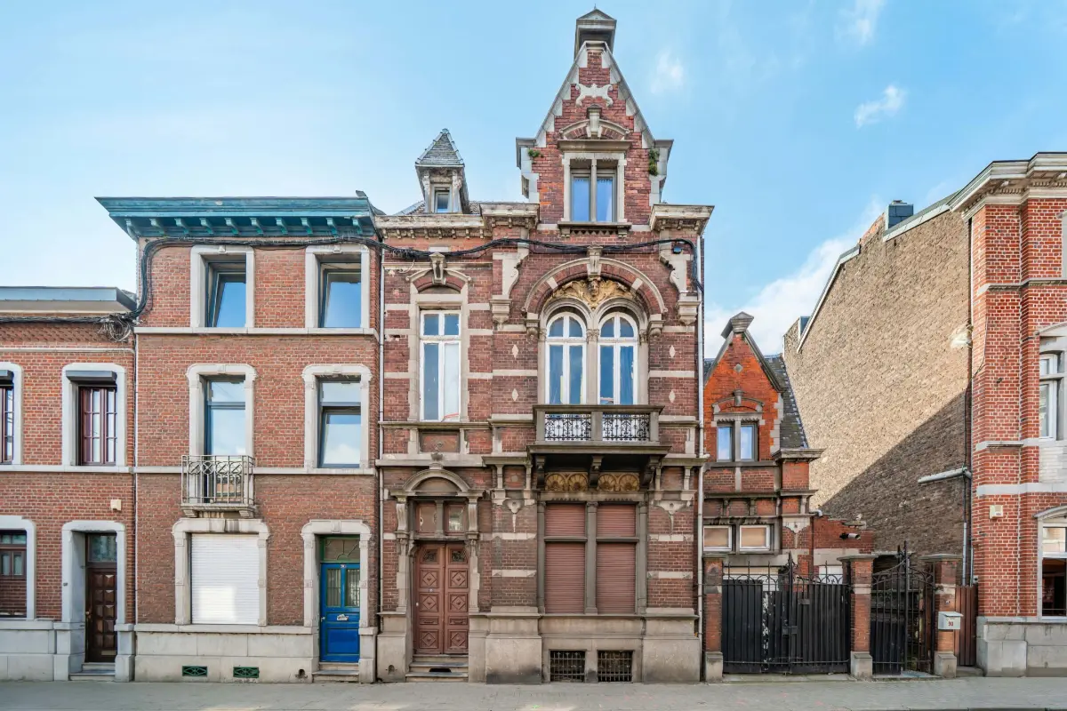 Immeuble mixte à vendre à Herstal 4040 349000.00€ 11 chambres 424.00m² - annonce 791307