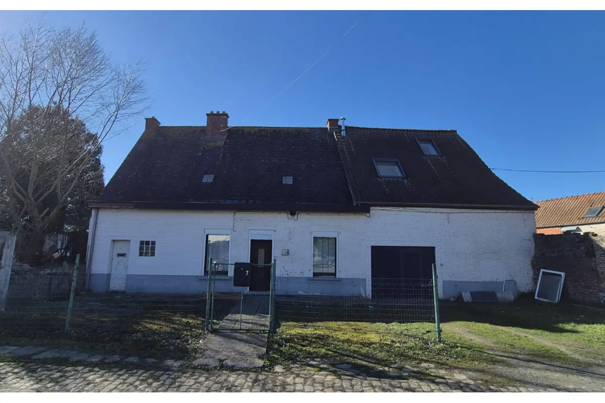 Bungalow à vendre à Tourpes 7904 90000.00€ 1 chambres 172.00m² - annonce 792138