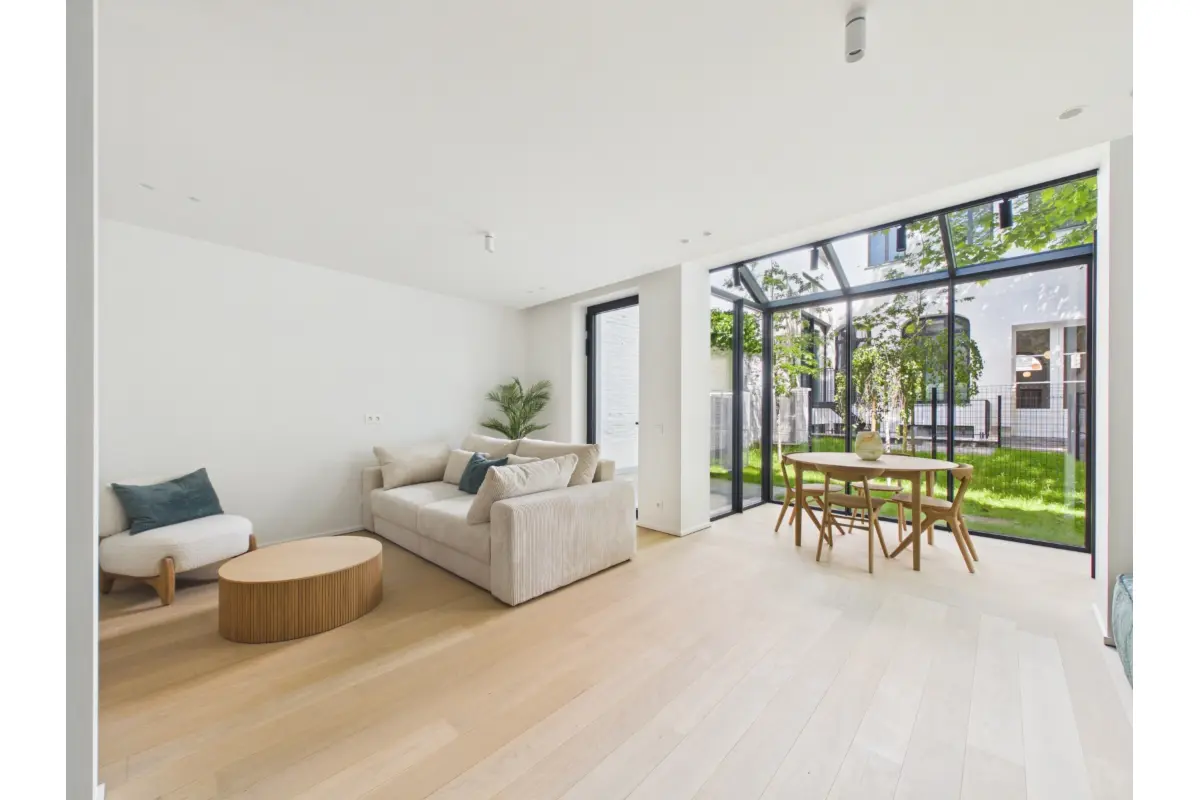 Huis te  in Brussel 1000 695000.00€ 3 slaapkamers 118.00m² - Zoekertje 792090