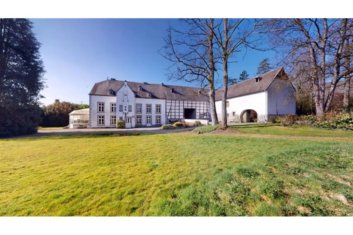 Château à vendre à Durbuy 6940 945000.00€ 6 chambres 431.00m² - annonce 791408
