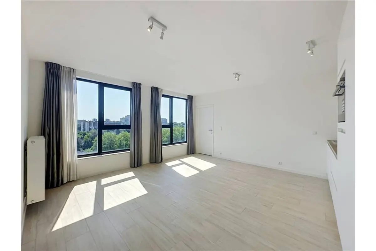 Appartement à louer à Evere 1140 980.00€ 1 chambres 58.00m² - annonce 792191