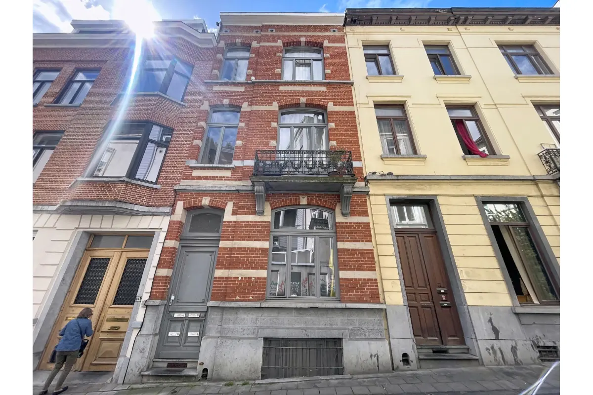 Appartement à  à Bruxelles 1000 1050.00€ 1 chambres 51.00m² - annonce 792066