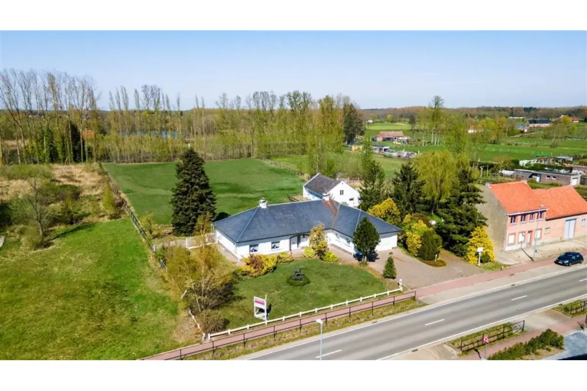 Ferme à vendre à Herselt 2230 595000.00€ 3 chambres 306.00m² - annonce 792436
