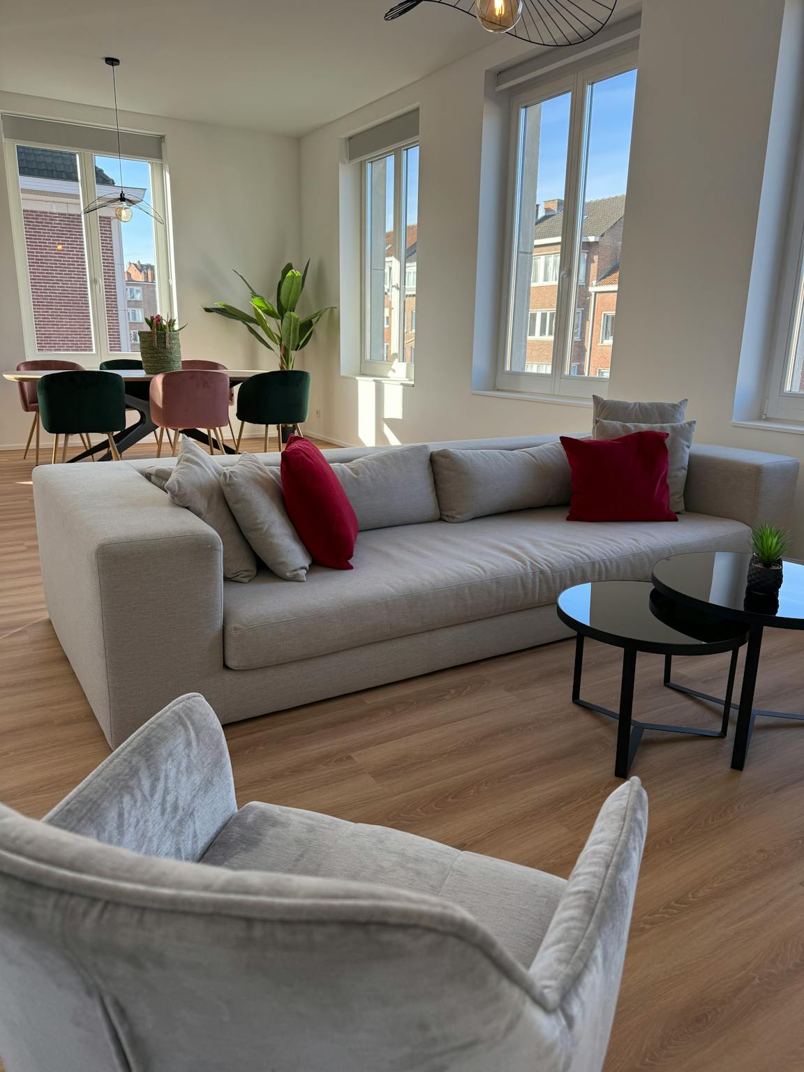 Appartement te  huur in Sint-Lambrechts-Woluwe 1200 3000.00€ 4 slaapkamers 185.00m² - Zoekertje 792858