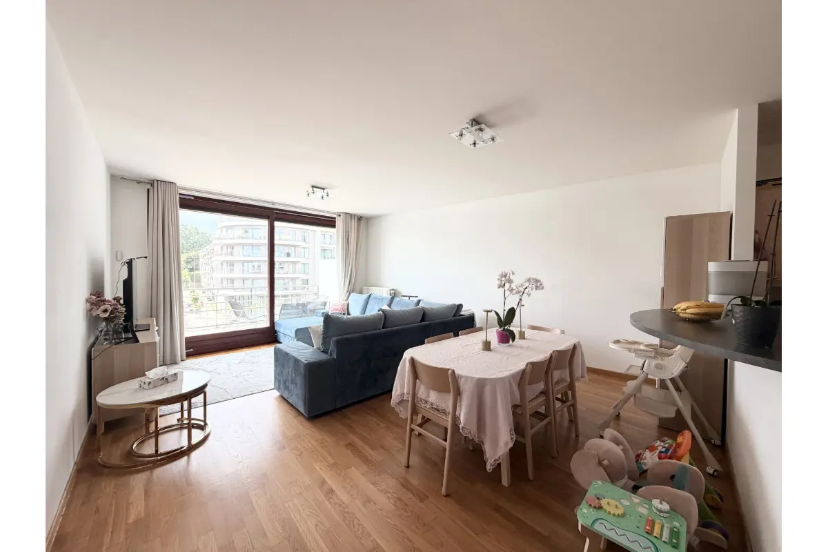 Appartement te  huur in Sint-Lambrechts-Woluwe 1200 1650.00€ 2 slaapkamers 107.00m² - Zoekertje 792892