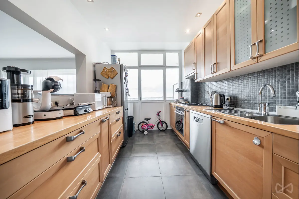 Appartement te  in Sint-Jans-Molenbeek 1080 229000.00€ 2 slaapkamers 111.00m² - Zoekertje 792935