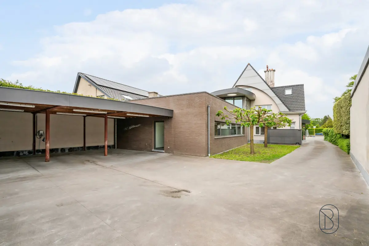 Immeuble mixte à vendre à Waregem 8790 935000.00€ 4 chambres 700.00m² - annonce 792896
