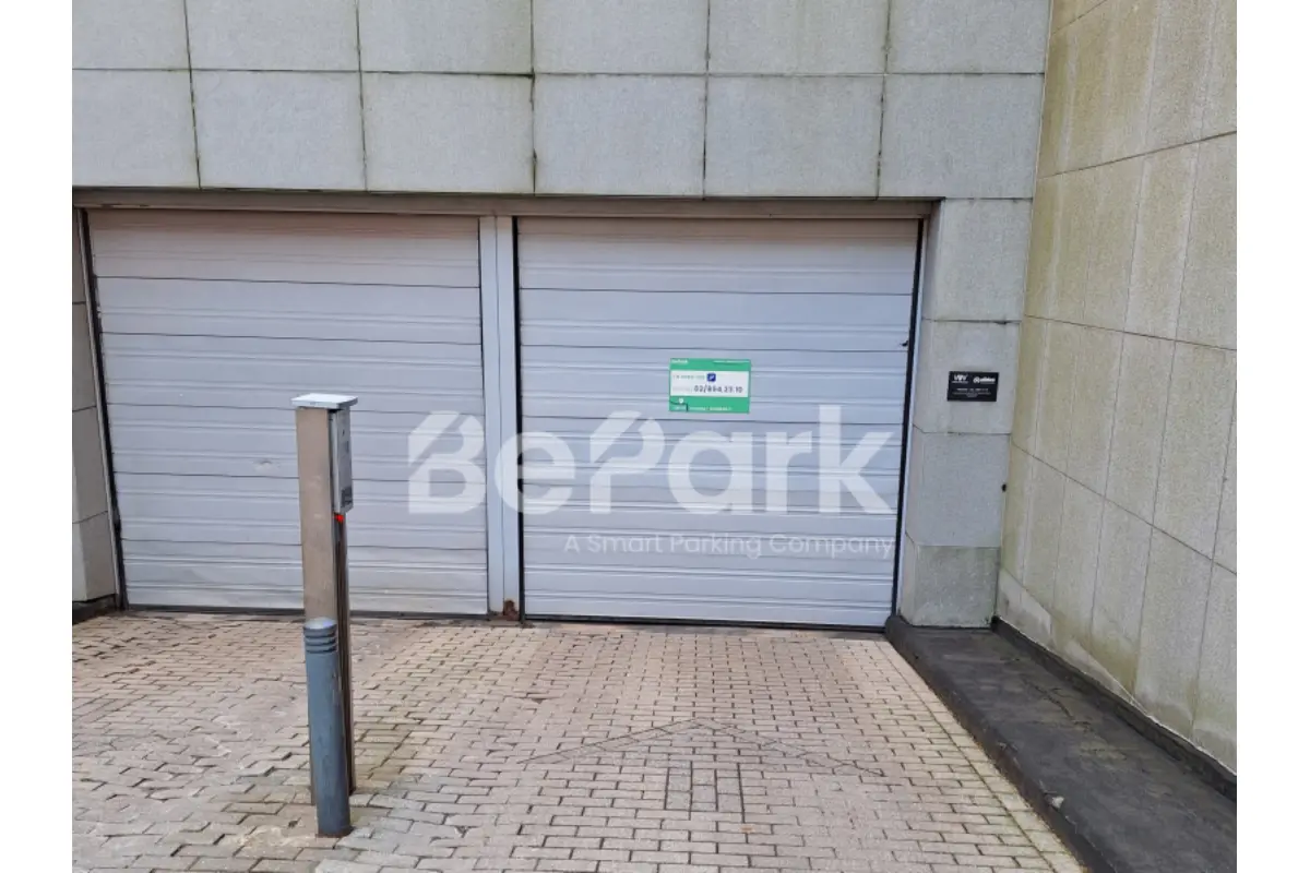 Parking / garage à louer à Ixelles 1050 156.00€  chambres m² - annonce 793507