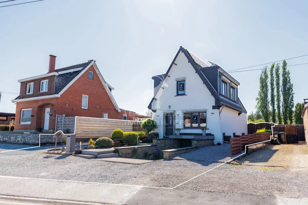 Villa te  koop in Arsimont 5060 399999.00€ 4 slaapkamers 156.00m² - Zoekertje 793129