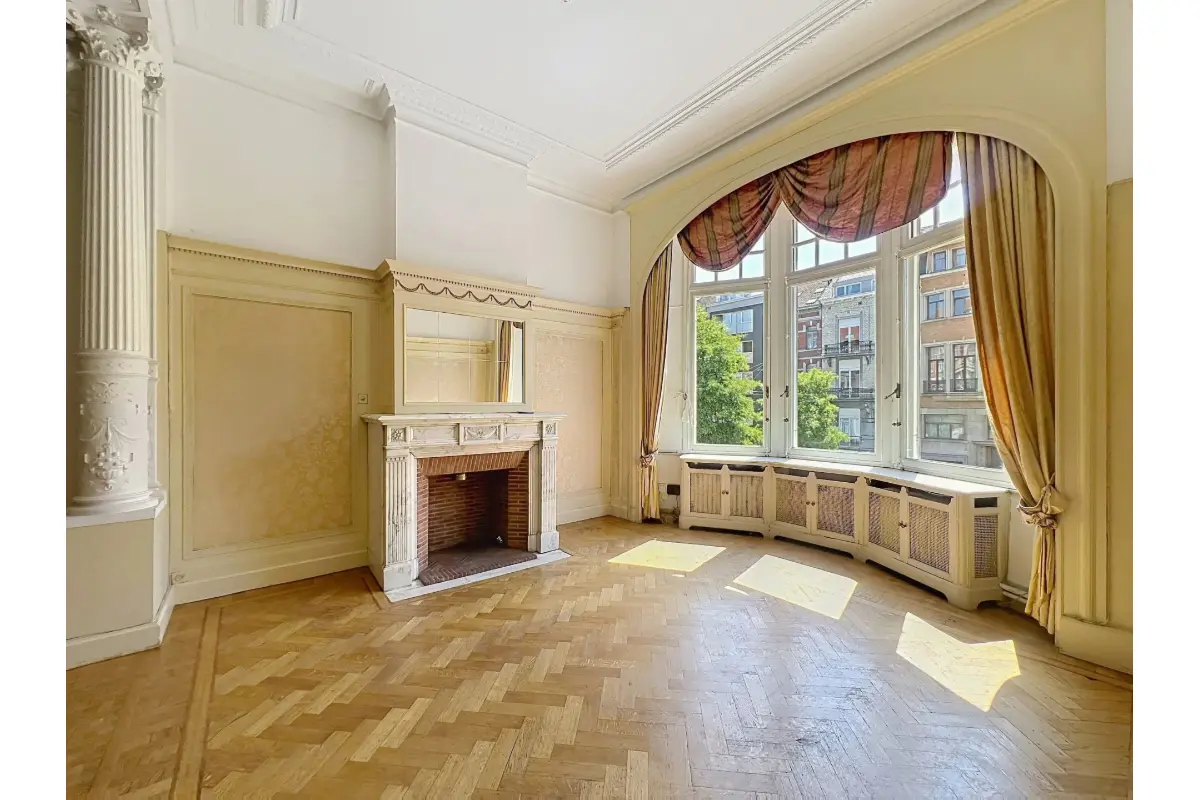 Triplex à  à Ixelles 1050 2300.00€ 3 chambres 200.00m² - annonce 794452