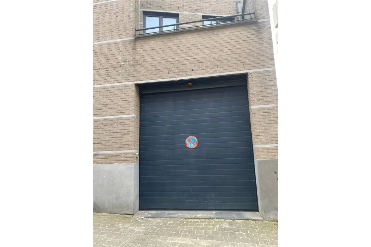 Box à vendre à Bruxelles 1000 33000.00€  chambres m² - annonce 794044