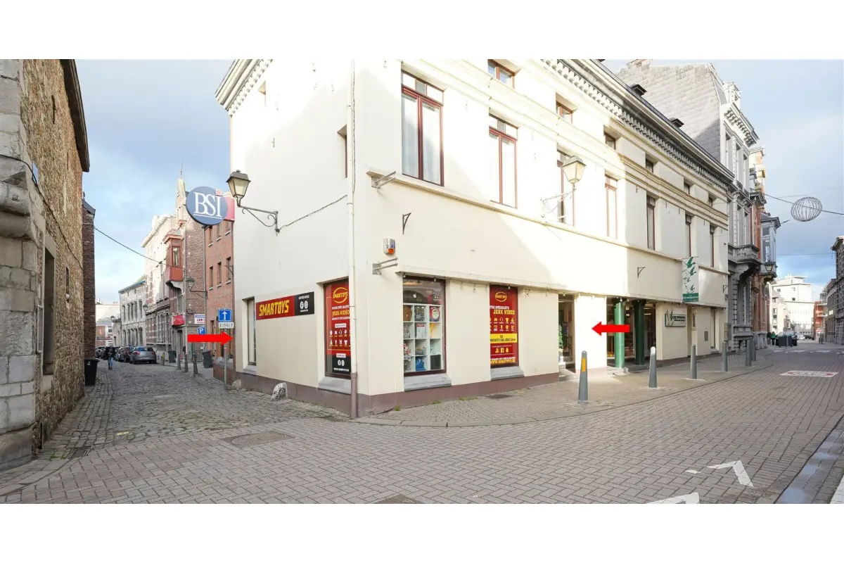 Handelszaak te  koop in Hoei 4500 135000.00€  slaapkamers 90.00m² - Zoekertje 793921